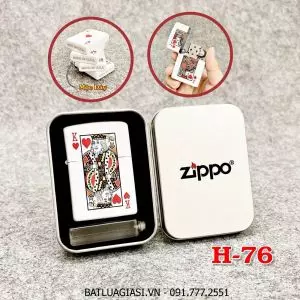 BẬT LỬA ZIPPO 2 MẶT HÌNH LÁ BÀI "GIÀ CƠ" (HỘP THIẾC KÈM XĂNG) H-76